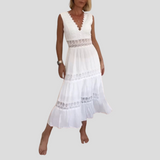 Sora™ – Brezrokavno Boho midi obleko z čipkastimi detajli