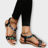 Kompaktne ženske sandale v boho stilu